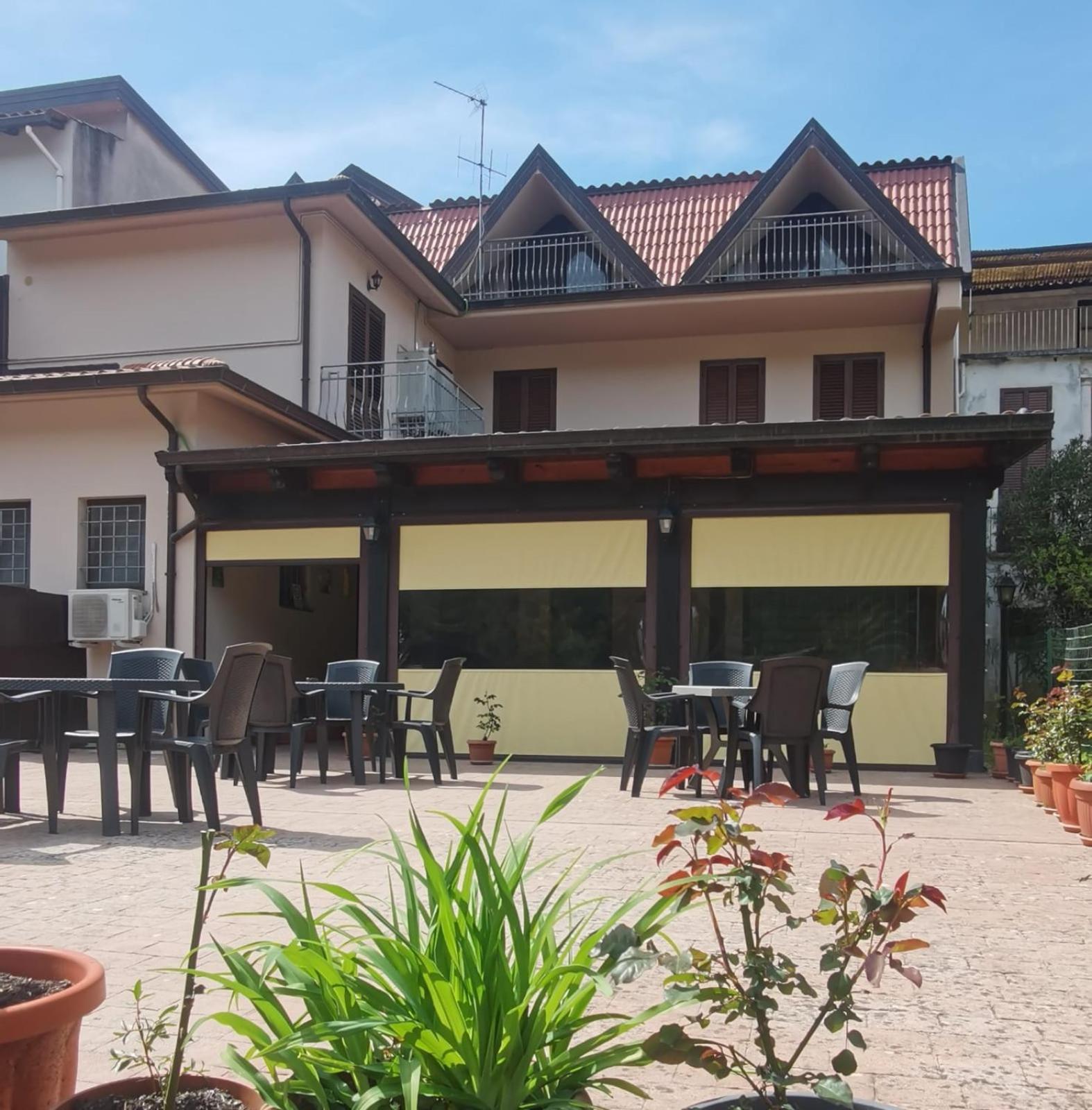 Hotel Edelweiss Laino Borgo Exterior foto